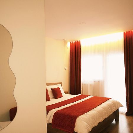 Vila Alpini Razem ภายนอก รูปภาพ