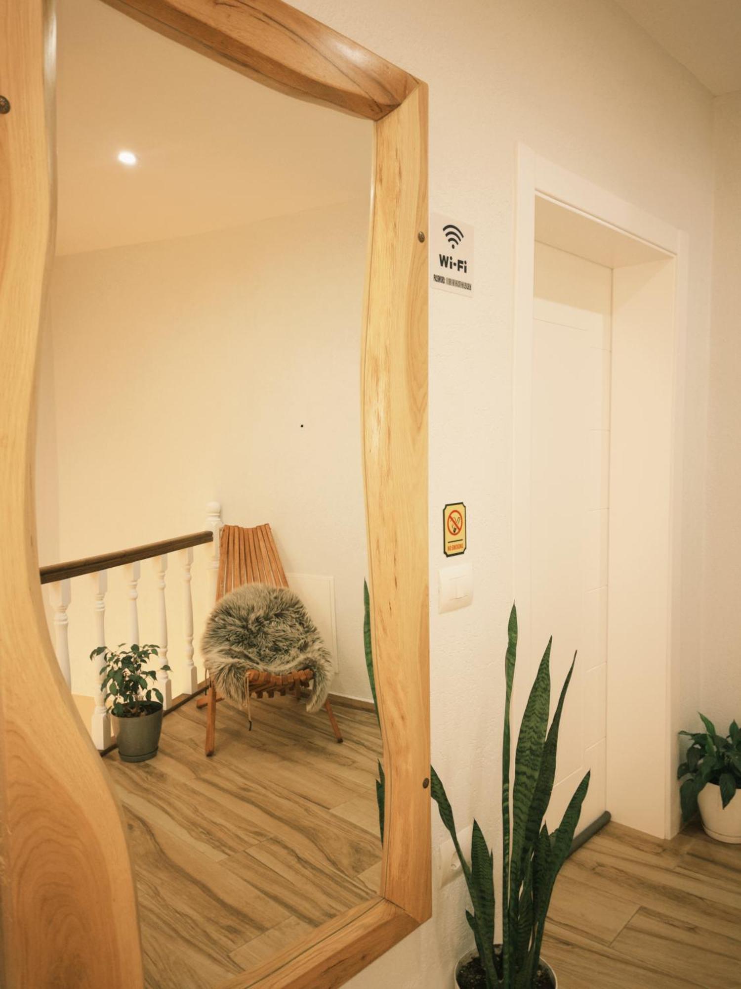 Vila Alpini Razem ภายนอก รูปภาพ